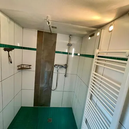 Grosszuegiges Suedstadt Zentral Und Komfortabel Keulen